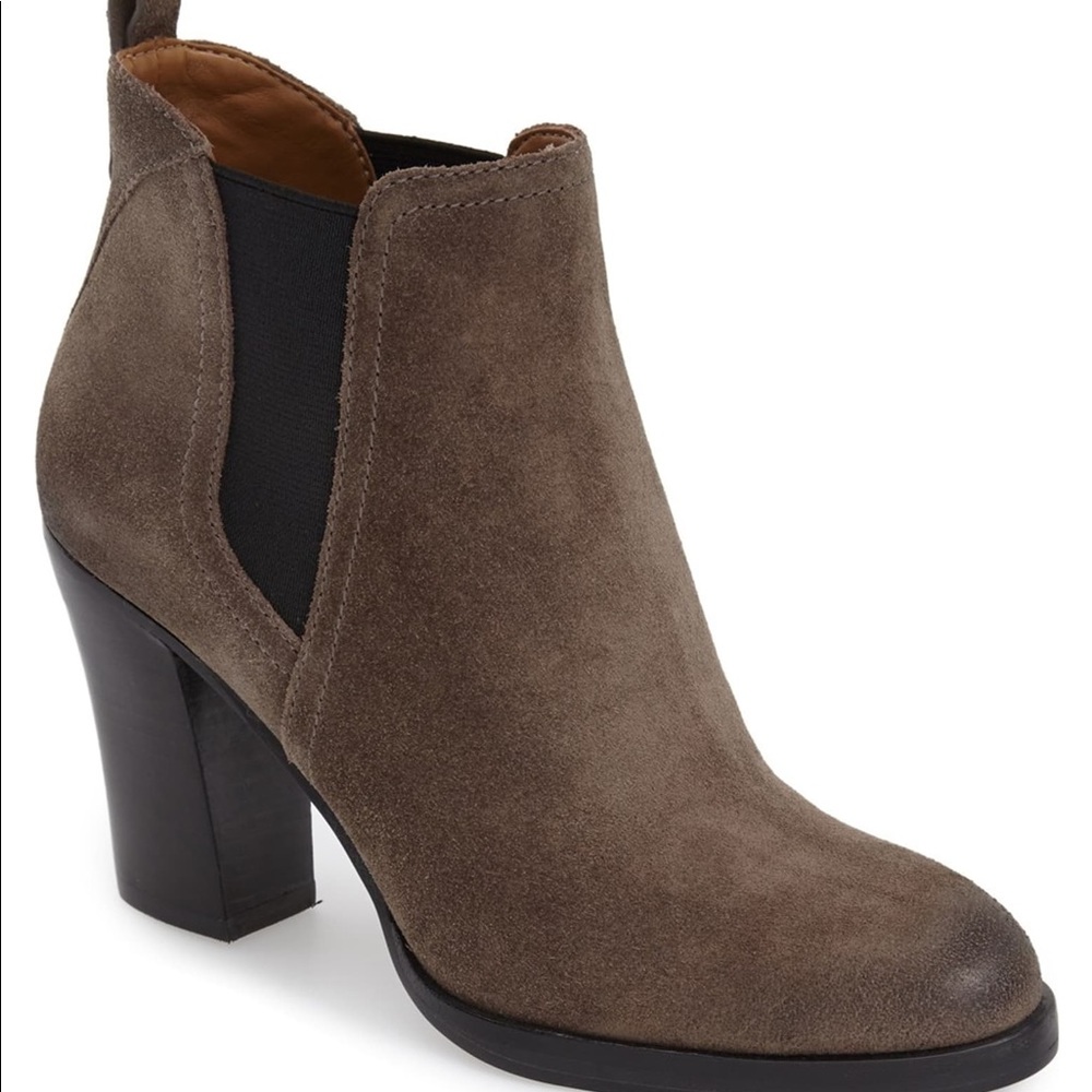 SAM Marc Fisher Chelsea ankle boot. NWOT - Picture 7 of 7